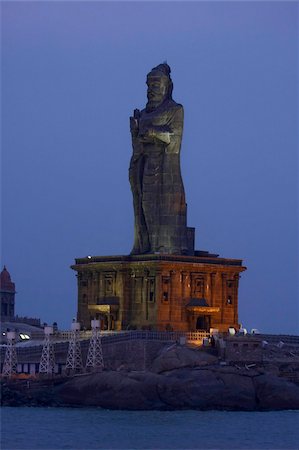 Thiruvalluvar statue, Kanyakumari, Tamil Nadu, India, Asia Foto de stock - Con derechos protegidos, Código: 841-03870279