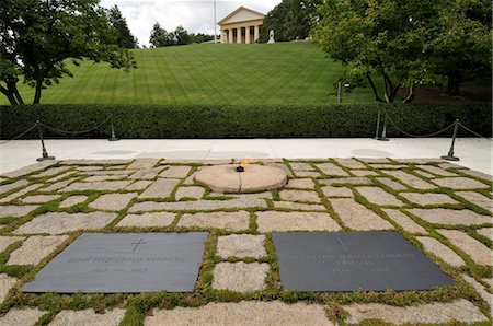 Kennedy graves in Arlington cemetery, Virginia, United States of America, North America Stock Photo - Rights-Managed, Code: 841-03870547