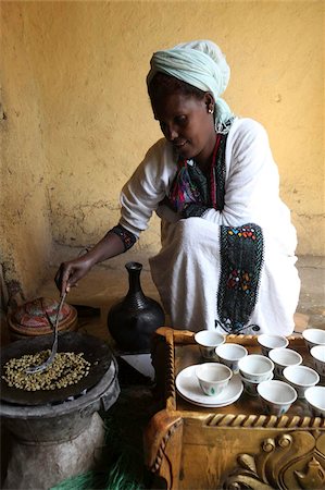 Äthiopische Kaffee-Zeremonie, Lalibela, Wollo, Äthiopien, Afrika Stockbilder - Lizenzpflichtiges, Bildnummer: 841-03870557