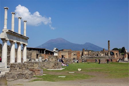 pillar mountain - View of Mount Vesuvius from the ruins of Pompeii, UNESCO World Heritage Site, Campania, Italy, Europe Stock Photo - Rights-Managed, Code: 841-03870753