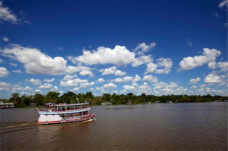 Navigating on the Amazon River, Manaus, Brazil, South America Fotografie stock - Rights-Managed, Codice: 841-03870770