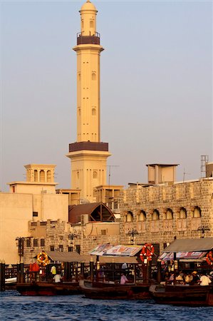 dubai creek - Vue sur la crique de Dubaï et la grande mosquée, Dubai, Émirats Arabes Unis, Moyen-Orient Photographie de stock - Rights-Managed, Code: 841-03870803