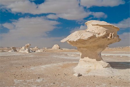 simsearch:841-03677263,k - Wind-eroded sculptures of calcium rich rock, The White Desert near Bahariya, Egypt, North Africa, Africa Stock Photo - Rights-Managed, Code: 841-03871043