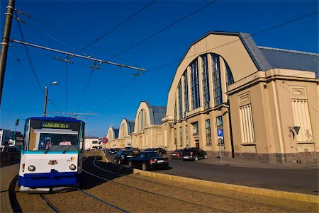 simsearch:841-05794685,k - Suivant le tram vers le marché central, à Riga, en Lettonie, pays baltes, Europe Photographie de stock - Rights-Managed, Code: 841-03871191