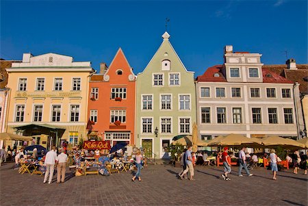 estonia - Raekoja Plats (Town Hall Square), Old Town of Tallinn, UNESCO World Heritage Site, Estonia, Baltic States, Europe Fotografie stock - Rights-Managed, Codice: 841-03871223