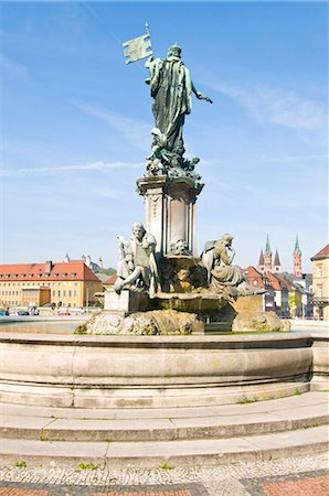 Brunnen vor der Residenz in Würzburg, Franken, Bayern, Deutschland, Europa Stockbilder - Lizenzpflichtiges, Bildnummer: 841-03871290