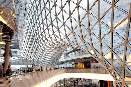 Interior of Zeil shopping center in Frankfurt am Main, Hesse, Germany, Europe Fotografie stock - Rights-Managed, Codice: 841-03871312