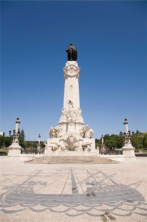 The 36 metre high monument dedicated to the Marques de Pombal, on a square of the same name, central Lisbon, Portugal, Europe Stock Photo - Rights-Managed, Code: 841-03871396