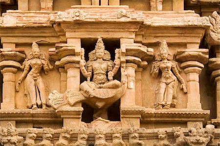 Le chiffre de Karthieya trouve sur Paravani paon dans le Temple de Brihadesvara (Grand Temple) à Thanjavur (Tanjore), Tamil Nadu, Inde, Asie Photographie de stock - Rights-Managed, Code: 841-03871415