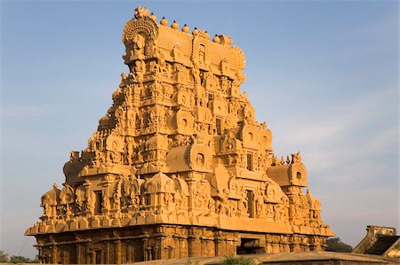 simsearch:841-03675229,k - The ornate Gopuram of the Brihadeeswarar Temple (Big Temple) in Thanjavur (Tanjore), UNESCO World Heritage Site, Tamil Nadu, India, Asia Foto de stock - Direito Controlado, Número: 841-03871430