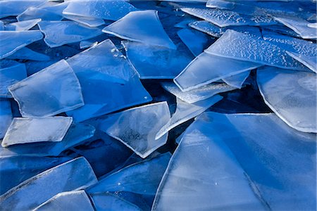 seasonal lake - Fractured surface ice drifted to the shoreline of Mendenhall Lake, Juneau, Southeast Alaska, Winter Stock Photo - Rights-Managed, Code: 854-05974193