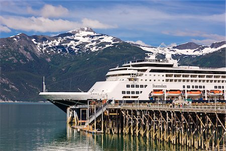 pacific coast usa alaska - Cruise ship docked at Haines harbor in Portage Cove, Haines, Southeast Alaska, Summer Stock Photo - Rights-Managed, Code: 854-05974279