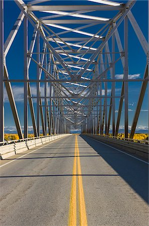 simsearch:854-08028080,k - The Parks Highway Bridge Over The Nenana River, Fall, Interior Alaska, Usa. Foto de stock - Con derechos protegidos, Código: 854-08028202