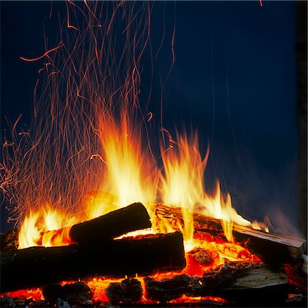 Campfire Stock Photo - Rights-Managed, Code: 854-02955076