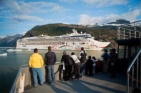 endicott arm - Visitors view Norwegian Cruise Line's *Star*from the deck of another ship in Endicott Arm, Tracy Arm- Fords Terror Wilderness, Southeast Alaska Stock Photo - Rights-Managed, Code: 854-03392527