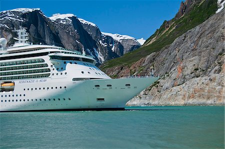 simsearch:854-03392534,k - Royal Carribean cruise ship *Serenade of the Seas* in Endicott Arm near Dawes Glacier, Tracy Arm- Fords Terror National Wilderness, Southeast Alaska Stock Photo - Rights-Managed, Code: 854-03392545