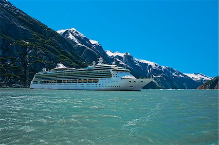 simsearch:854-03392534,k - Royal Carribean cruise ship *Serenade of the Seas* in Endicott Arm near Dawes Glacier, Tracy Arm- Fords Terror National Wilderness, Southeast Alaska Stock Photo - Rights-Managed, Code: 854-03392543