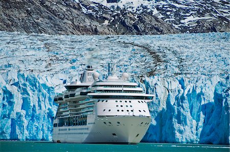 ship front - Royal Carribean cruise ship *Serenade of the Seas* in Endicott Arm near Dawes Glacier, Tracy Arm- Fords Terror National Wilderness, Southeast Alaska Stock Photo - Rights-Managed, Code: 854-03392551