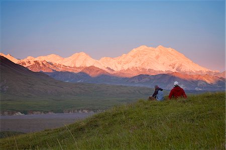 standing snow woman backlit - Visitors view the sunrise on MtMcKinley near Eielson Visitor Center Denali National Park Alaska Stock Photo - Rights-Managed, Code: 854-03538136