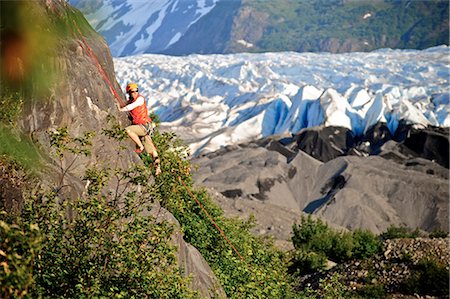 simsearch:854-03740038,k - Woman rock climbing with Spencer Glacier in the background, Chugach National Forest, Kenai Peninsula, Southcentral Alaska, Summer Foto de stock - Con derechos protegidos, Código: 854-03739543