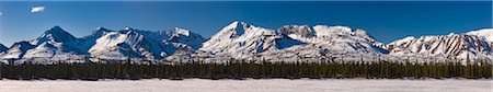 panorámico - Panoramic view of the Alaska Range foothills at the start of the Denali Highway, Cantwell, Southcentral Alaska, Spring Foto de stock - Con derechos protegidos, Código: 854-03739957