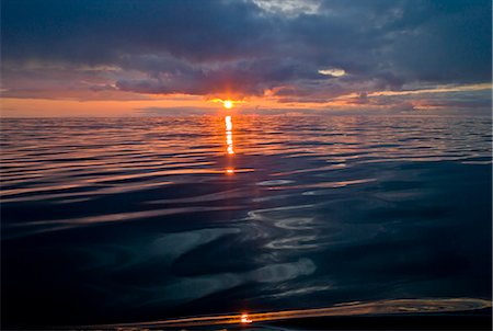 simsearch:854-02955936,k - Sonnenuntergang im Golf von Alaska, in der Nähe von South Central Alaska, Prince William Sound Frühling Stockbilder - Lizenzpflichtiges, Bildnummer: 854-03740305