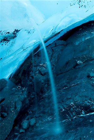 Bouchent la vue sur les eaux de fonte glaciaire versant de colonie Glacier, centre-sud de l'Alaska, automne Photographie de stock - Rights-Managed, Code: 854-03740358