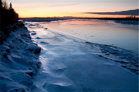 simsearch:854-03739681,k - View of frozen ice along the Knik River at sunset, Southcentral Alaska, Winter Stock Photo - Rights-Managed, Code: 854-03740362