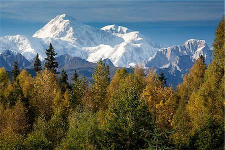 recreation usa - Scenic southside view of Mt. Mckinley and the Alaska Range near the George Parks Highway, Denali State Park, Southcentral Alaska, Autumn Stock Photo - Rights-Managed, Code: 854-03844970