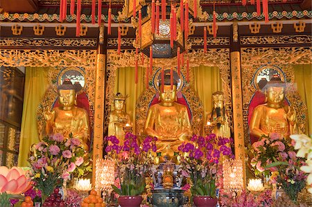 simsearch:855-05984035,k - Buddha statues at the main hall of Po Lin Monastery, Lantau Island, Hong Kong Foto de stock - Con derechos protegidos, Código: 855-05984063
