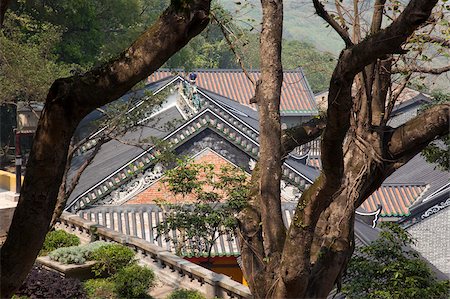 simsearch:855-05984592,k - Toits de sanctuaires à Tsing Shan temple, New Territories, Hong Kong Photographie de stock - Rights-Managed, Code: 855-05984235