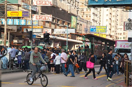 People crossing at Yuen Long, New Territories, Hong Kong Stock Photo - Rights-Managed, Code: 855-05984310