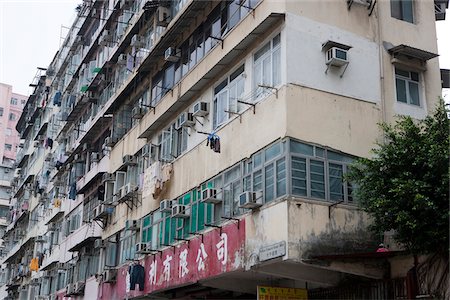 simsearch:855-02989034,k - Old residential buildings at Tai Kok Tsui, Kowloon, Hong Kong Fotografie stock - Rights-Managed, Codice: 855-05984444