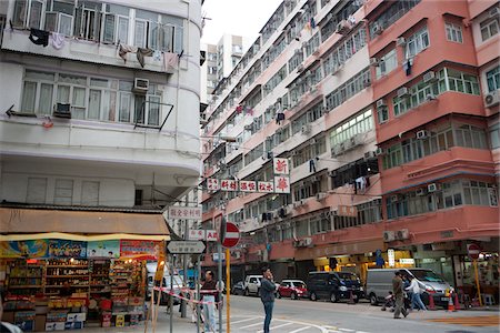 Vieux bâtiments résidentiels à Tai Kok Tsui, Kowloon, Hong Kong Photographie de stock - Rights-Managed, Code: 855-05984446