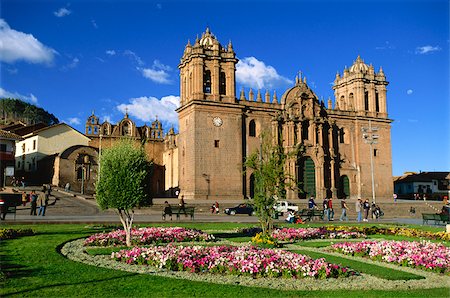 La Catedral The Cathedral in Plaza de Armas, Cuzco, Peru Foto de stock - Con derechos protegidos, Código: 855-05980850