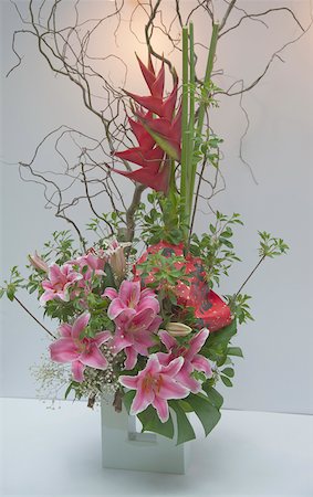 simsearch:855-05981557,k - Flower arrangement Stock Photo - Rights-Managed, Code: 855-05981536