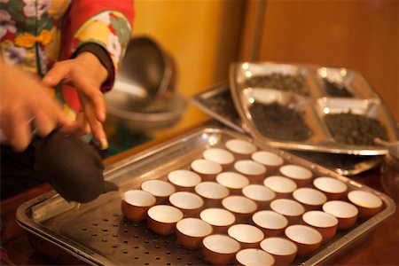 A demonstration of making ganghu tea at teahouse, Chaozhou, China Stock Photo - Rights-Managed, Code: 855-05982148