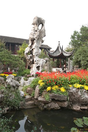 The Taihu stone named Peak with cloud Guangyunfeng at garden to Liuyuan, Suzhou, China Foto de stock - Con derechos protegidos, Código: 855-05982309
