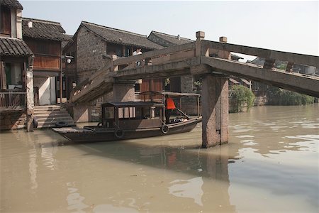 simsearch:855-05982587,k - Steinerne Brücke am Kanal, alte Stadt Wuzhen, Zhejiang, China Stockbilder - Lizenzpflichtiges, Bildnummer: 855-05982745