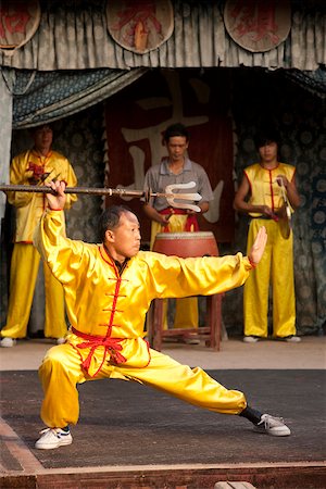 simsearch:855-06313786,k - Boat show of chinese Kungfu, old town of Wuzhen, Zhejiang, China Fotografie stock - Rights-Managed, Codice: 855-05982780