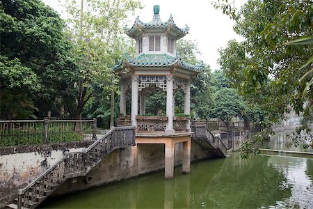 simsearch:855-08536288,k - Jardin de Li, Daiolou de Majianglong Village, Kaiping, Guangdong Province, Chine Photographie de stock - Rights-Managed, Code: 855-05982820