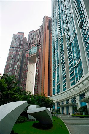 Luxurious apartments at Kowloon West, Hong Kong Stock Photo - Rights-Managed, Code: 855-05983848