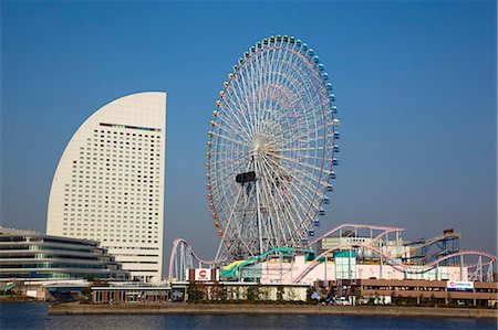 ferris wheel japan - Minato-mirai, Yokohama, Japan Stock Photo - Rights-Managed, Code: 855-06314219