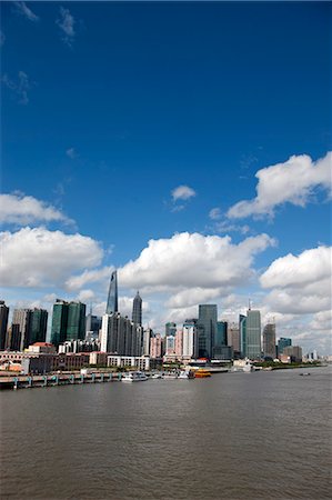 simsearch:855-03024827,k - Skyline of Luijiazui, Pudong view from Northern Bund, Shanghai, China Fotografie stock - Rights-Managed, Codice: 855-06312132