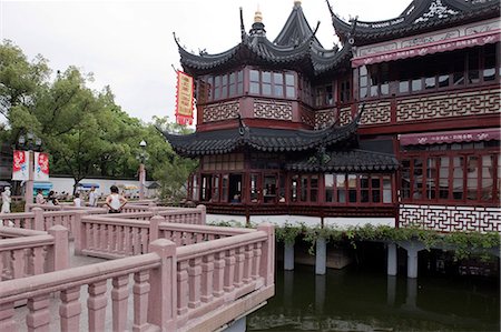 shanghai yuyuan - Huxing pavilion teahouse at Yuyuan, Shanghai, China Stock Photo - Rights-Managed, Code: 855-06312146