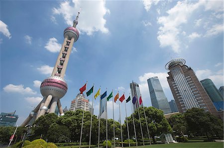 simsearch:855-06312355,k - Skyscrapers at Luijiazui, Pudong, Shanghai, China Fotografie stock - Rights-Managed, Codice: 855-06312339