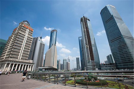 simsearch:855-06312355,k - Skyscrapers at Luijiazui, Pudong, Shanghai, China Fotografie stock - Rights-Managed, Codice: 855-06312333