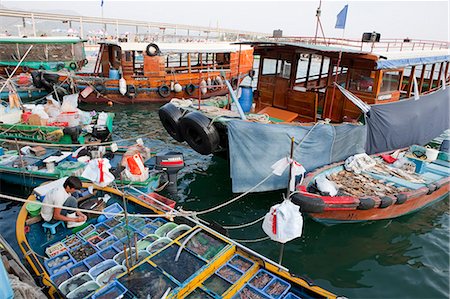 sampan boat - Floating fish market, Sai Kung, Hong Kong Stock Photo - Rights-Managed, Code: 855-06312626