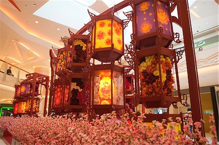 Chinese new year decorations at Elements shopping mall, Kowloon west, Hong Kong Foto de stock - Con derechos protegidos, Código: 855-06312671