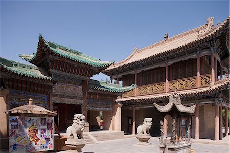 Mausoleum of Guan Yu, Fort of Jiayuguan Great Wall, Jiayuguan, Silkroad, China Stock Photo - Rights-Managed, Code: 855-06312703